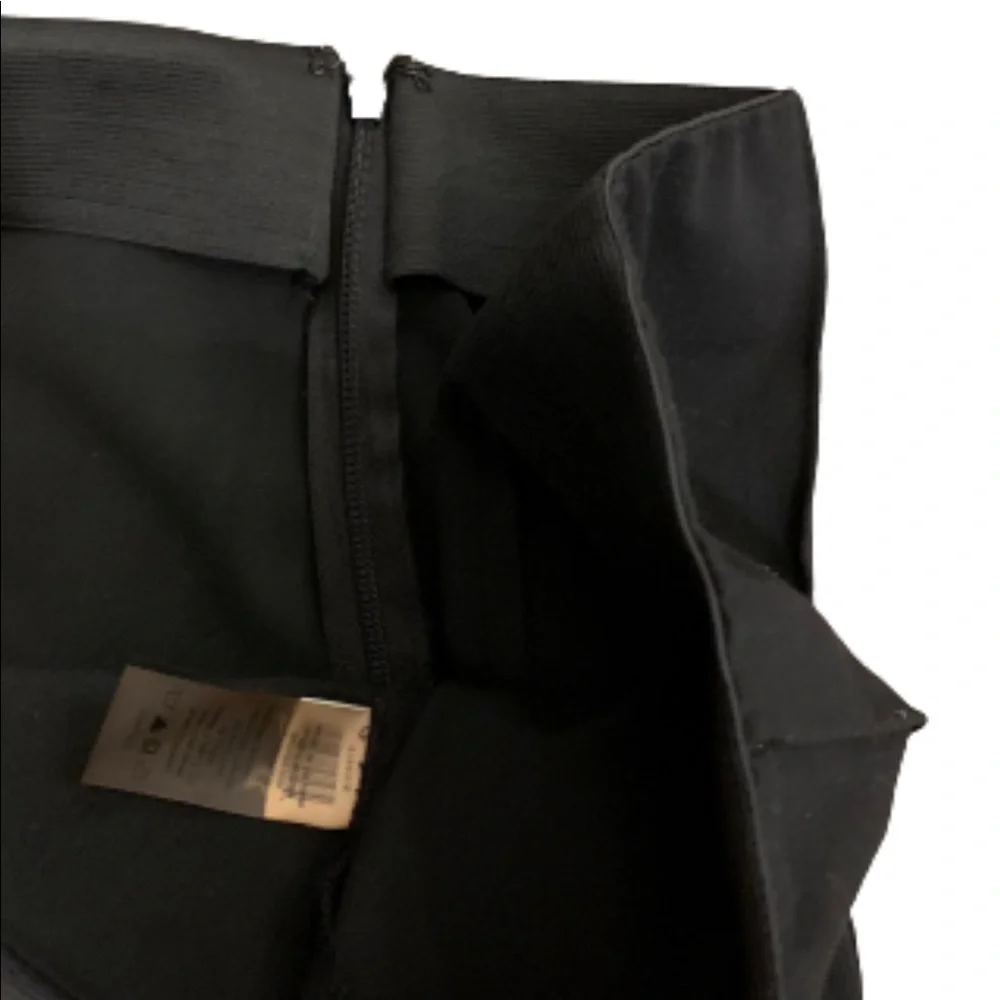 VINCE CAMUTO Pants - Picture 3 of 3